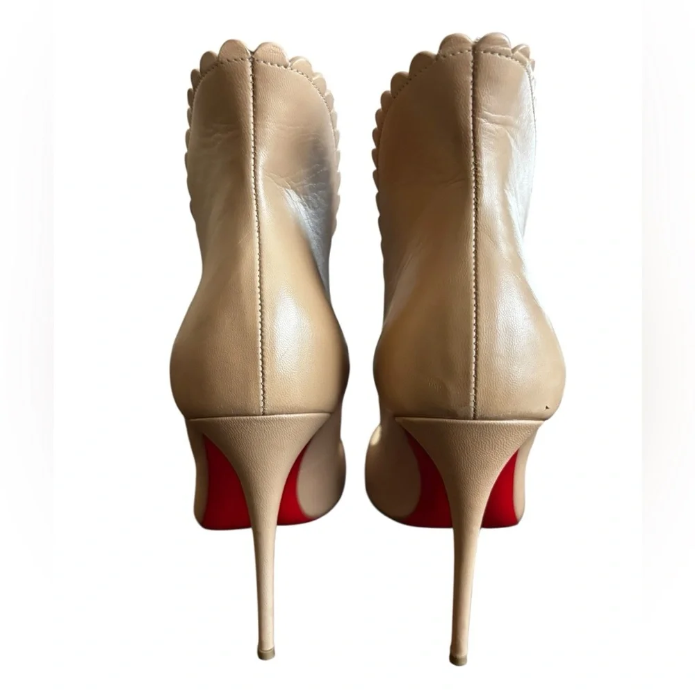 Christian Louboutin Pijonina 120 Peep Toe Scalloped Pumps Size 37.5 - Picture 4 of 15